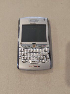 BlackBerry 8830 World Edition Verizon Silver QWERTY Phone